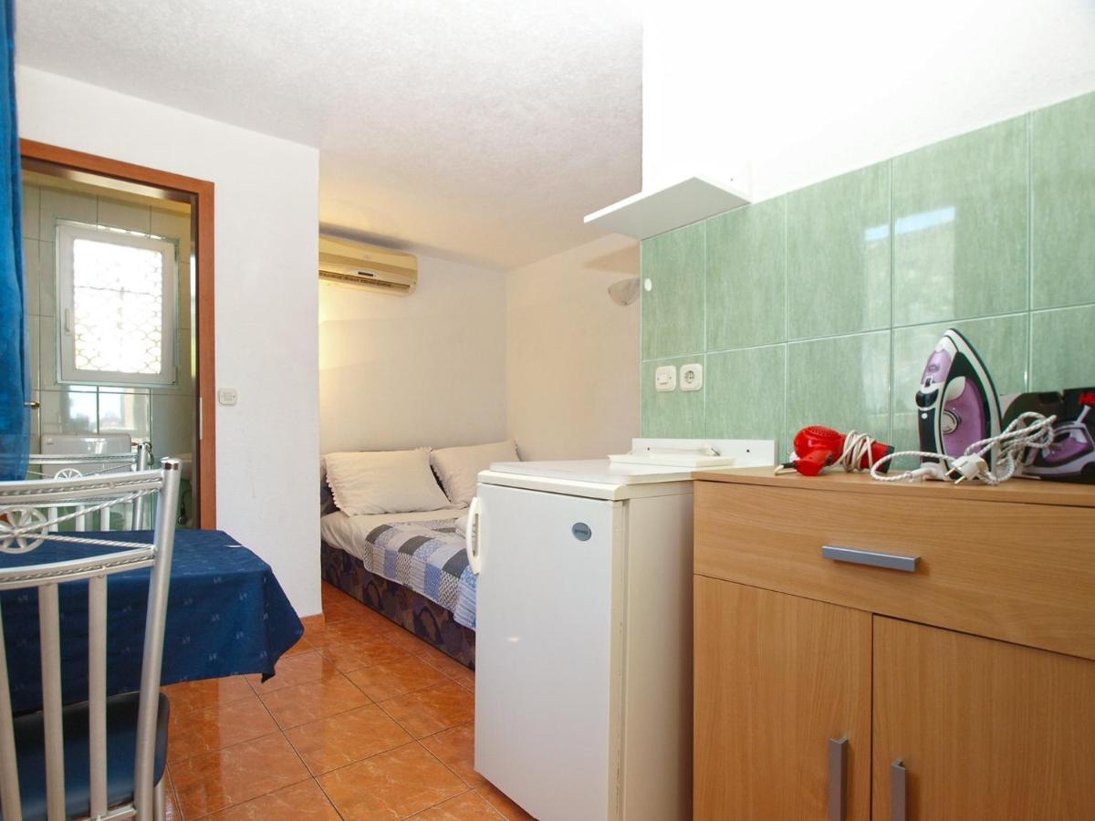 Lavender 700 Apartment